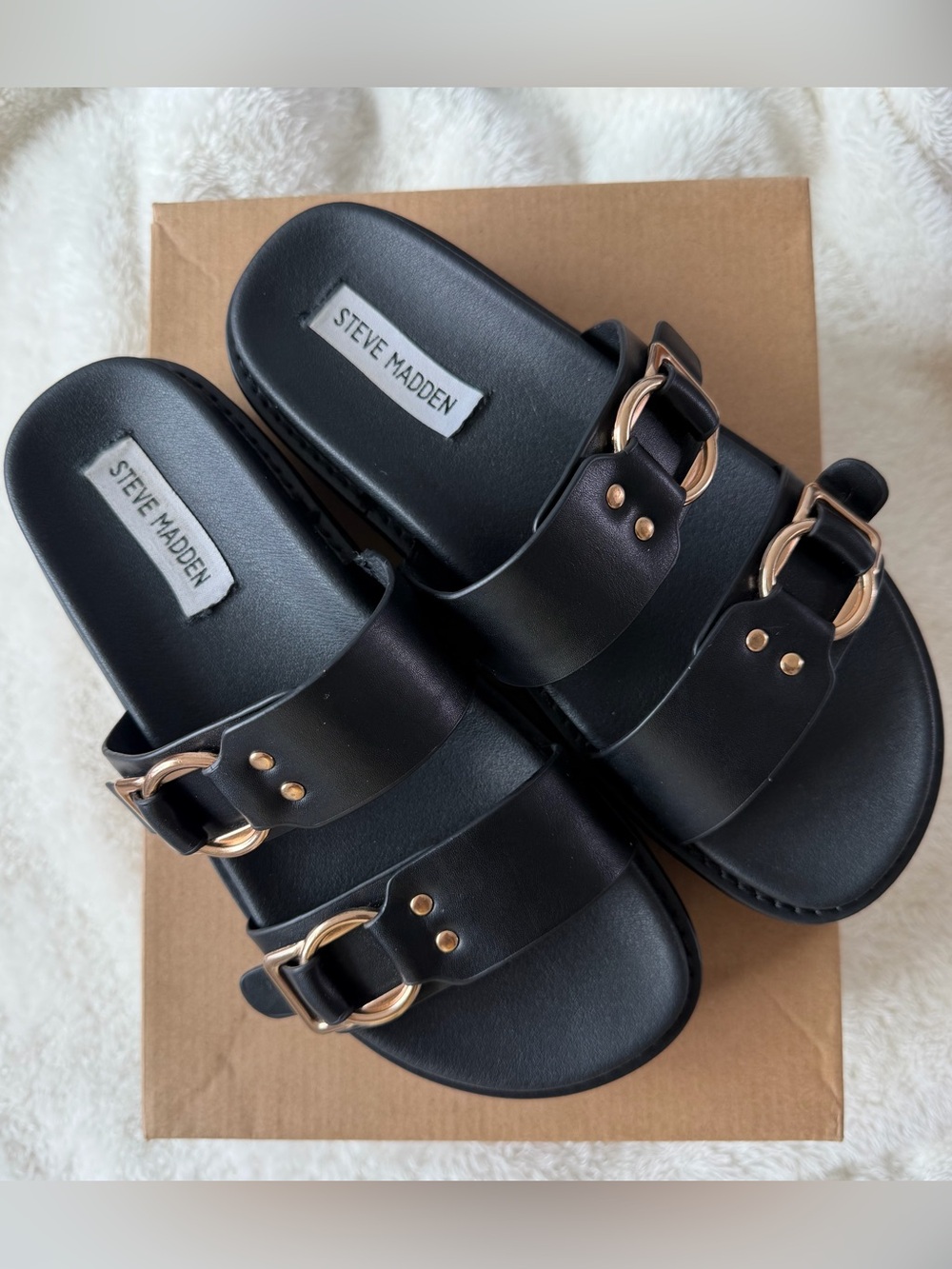 Steve Madden Black Platform Slide Sandals - Picture 5 of 6